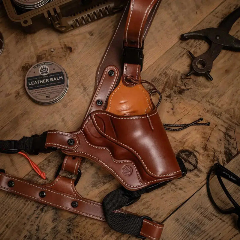 Leather Kodiak chest holster for a Ruger Super Redhawk Alaskan big-bore revolver