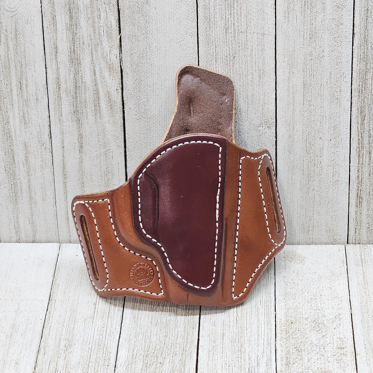 Ruger LC9/EC9/LC380 Classic Holster Finished in Brn/Mah with White Stitching